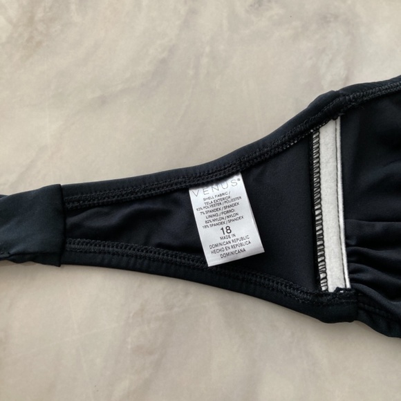 NWOT VENUS Twist Front Halter bikini top - Picture 3 of 5